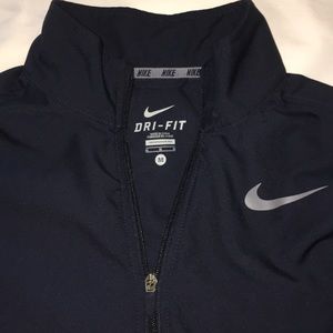 Nike Dri-Fit jacket sz medium EUC